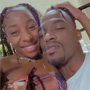 Meet your Posher, Deonta